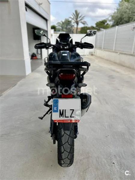 Honda CRF1100L Africa Twin - Vista 4