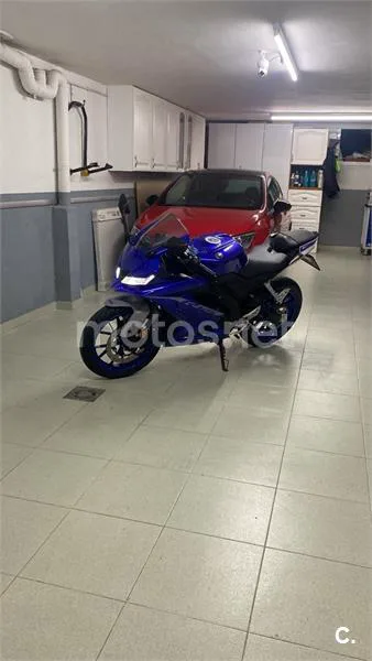 Yamaha YZF-R125 - Vista 4