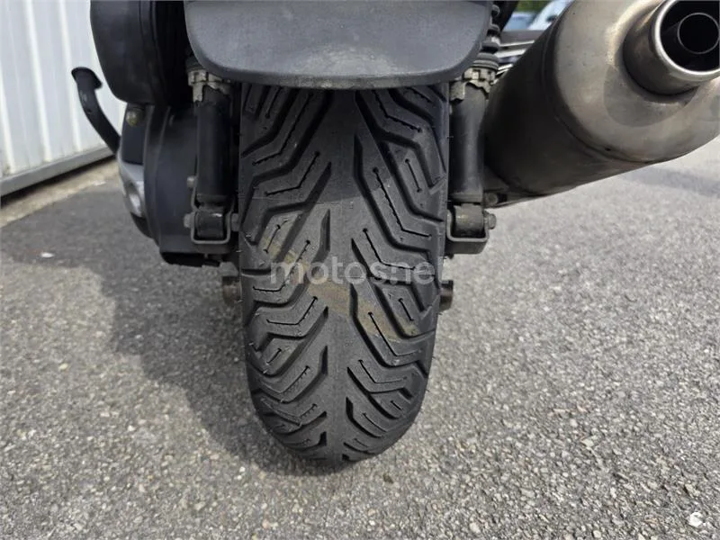 Piaggio MP3 500 LT Sport - Vista 8