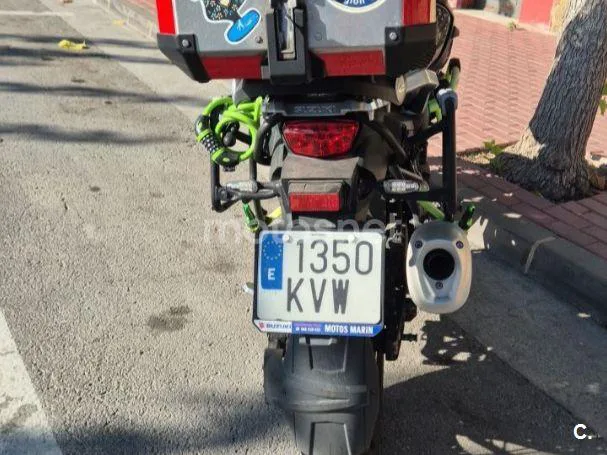 Suzuki V-Strom 1000XT - Vista 10