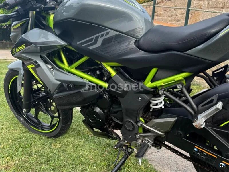 Kawasaki Z125 - Vista 3