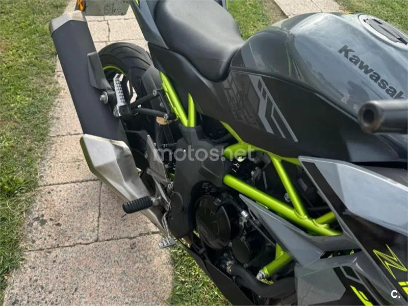 Kawasaki Z125 - Vista 6