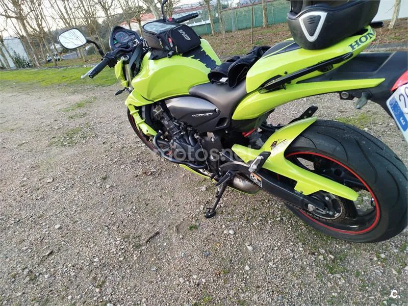 Honda CB600F Hornet - Vista 3