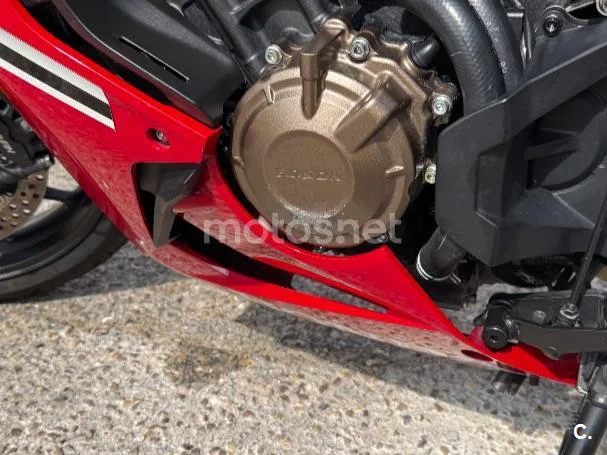 Honda CBR650R - Vista 6