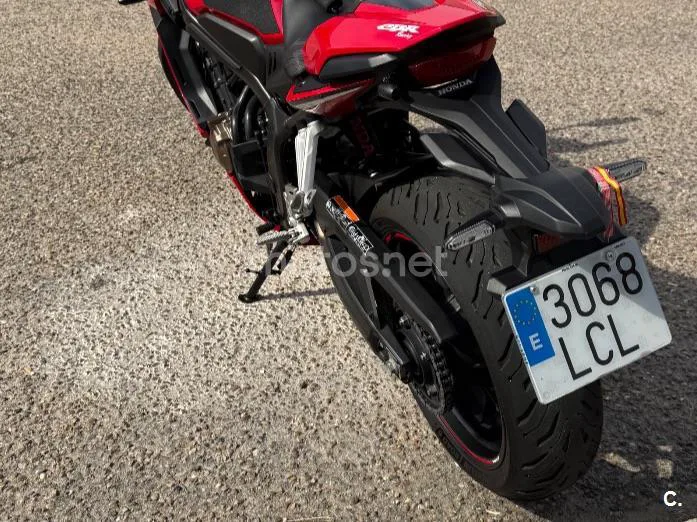 Honda CBR650R - Vista 9