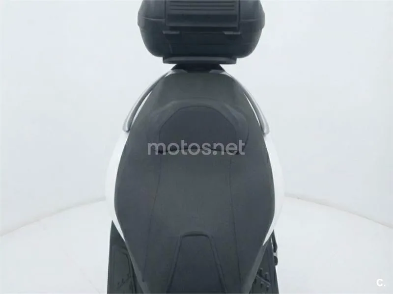 Kymco Xciting 500 - Vista 6