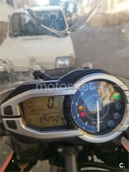 Triumph Tiger 800 XC - Vista 7