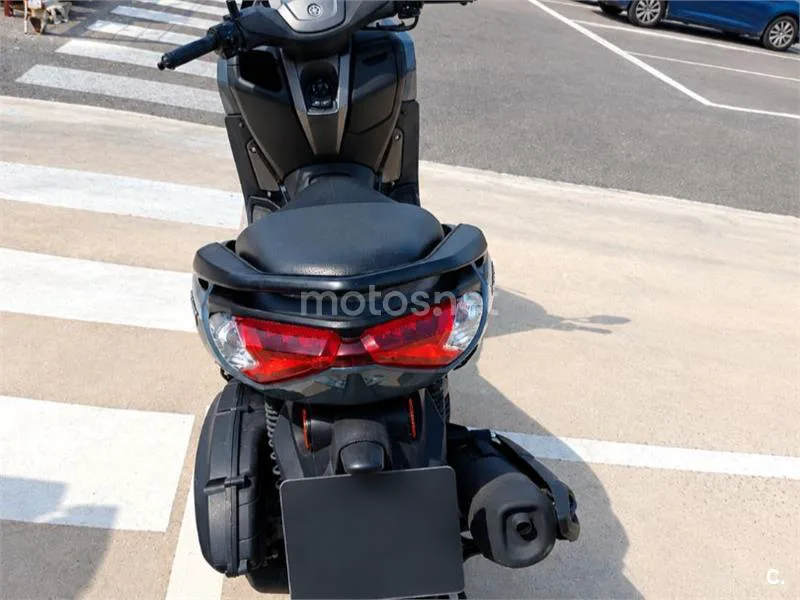 Yamaha NMAX - Vista 3