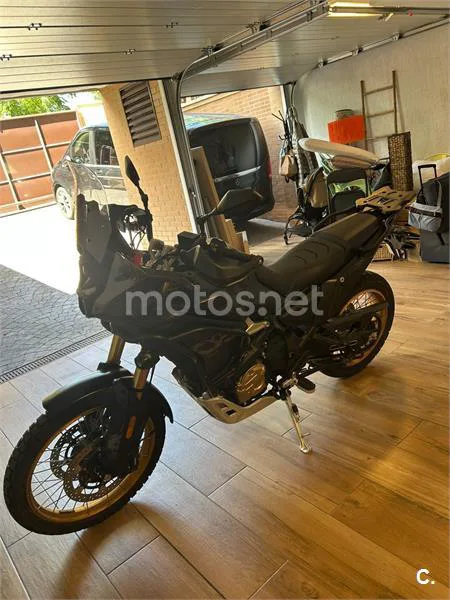 Voge DS800 Rally - Vista 4