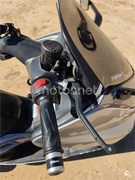 Yamaha TMAX 500 - Vista 3