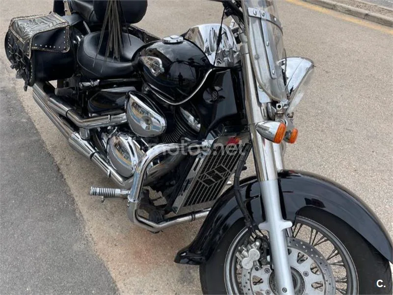 Suzuki Intruder C800 - Vista 3
