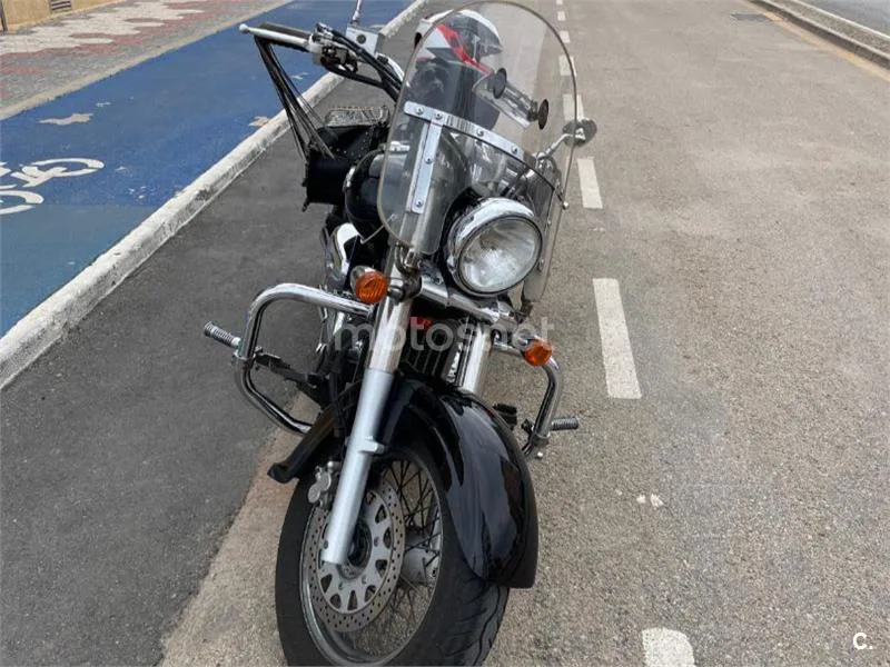 Suzuki Intruder C800 - Vista 4