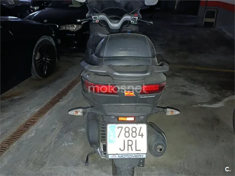 Piaggio MP3 - Vista 3