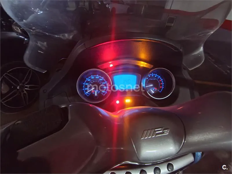 Piaggio MP3 - Vista 4