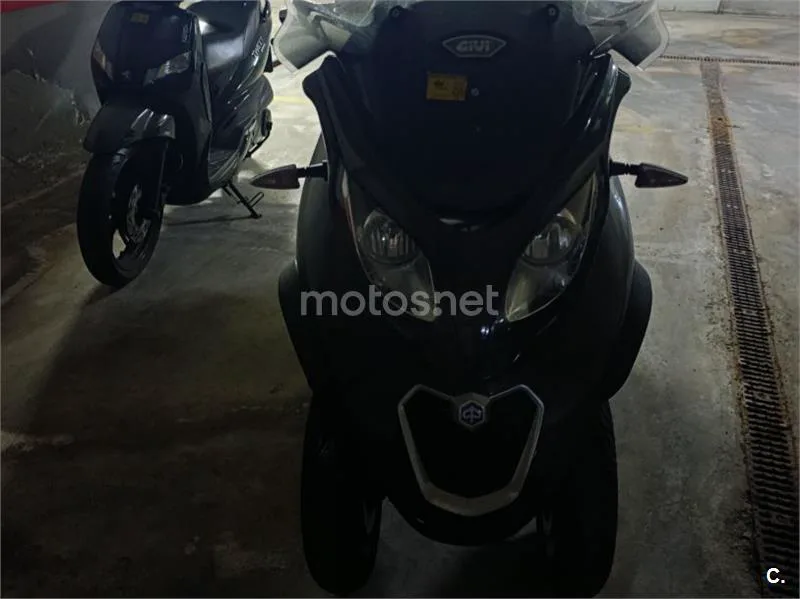 Piaggio MP3 - Vista 6