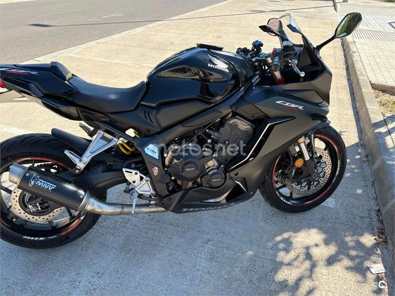 Honda CBR650R - Vista 12