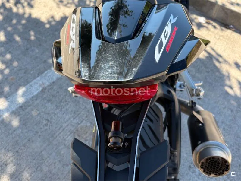 Honda CBR650R - Vista 5
