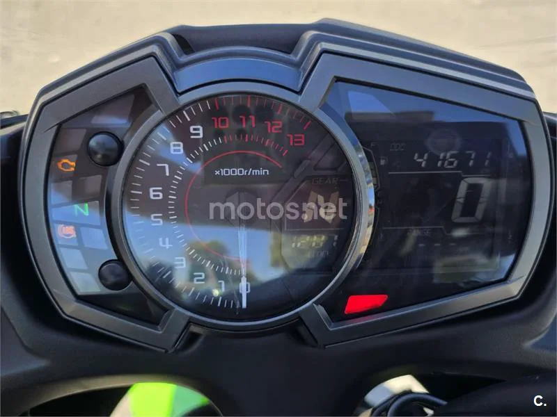 Kawasaki Ninja 650 - Vista 4