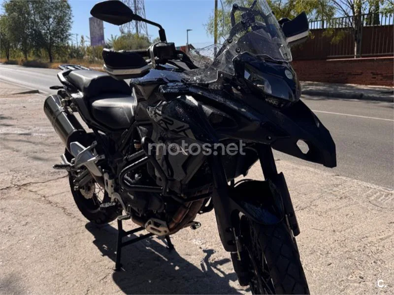 Benelli TRK 502 - Vista 4