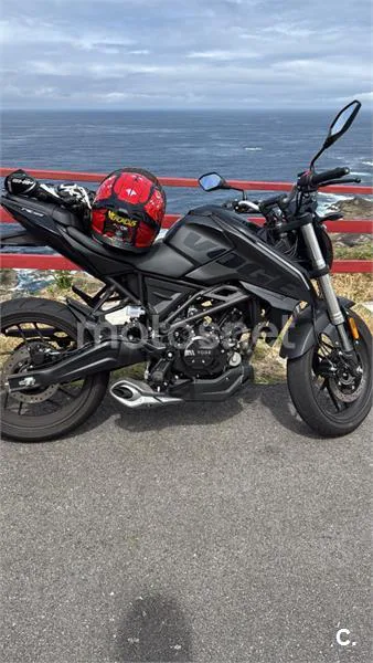 Voge 125R - Vista 4