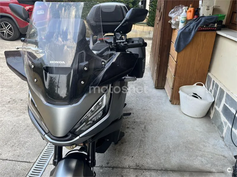 Honda NT1100 - Vista 3