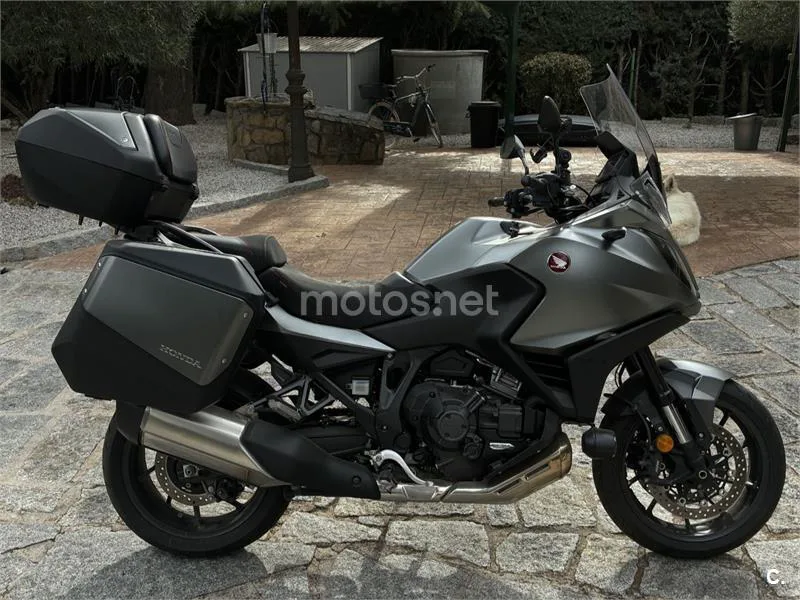 Honda NT1100 - Vista 3