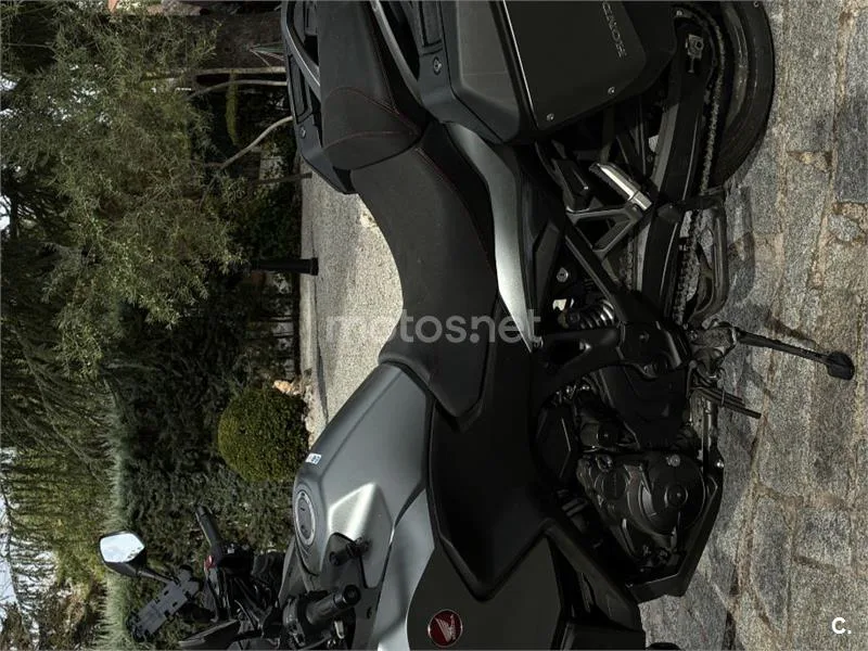 Honda NT1100 - Vista 9