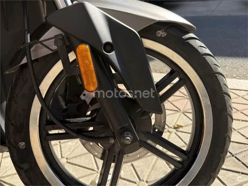 Kymco Agility City Plus 125 - Vista 7