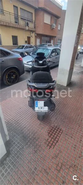 Piaggio MP3 - Vista 3