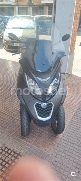 Piaggio MP3 - Vista 5