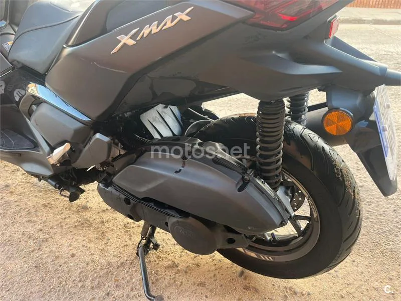 Yamaha XMAX 125 - Vista 5