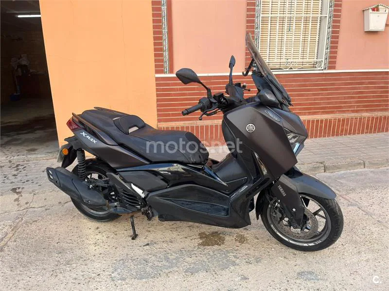 Yamaha XMAX 125 - Vista 6