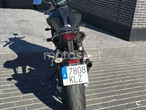 Yamaha MT-07 - Vista 4