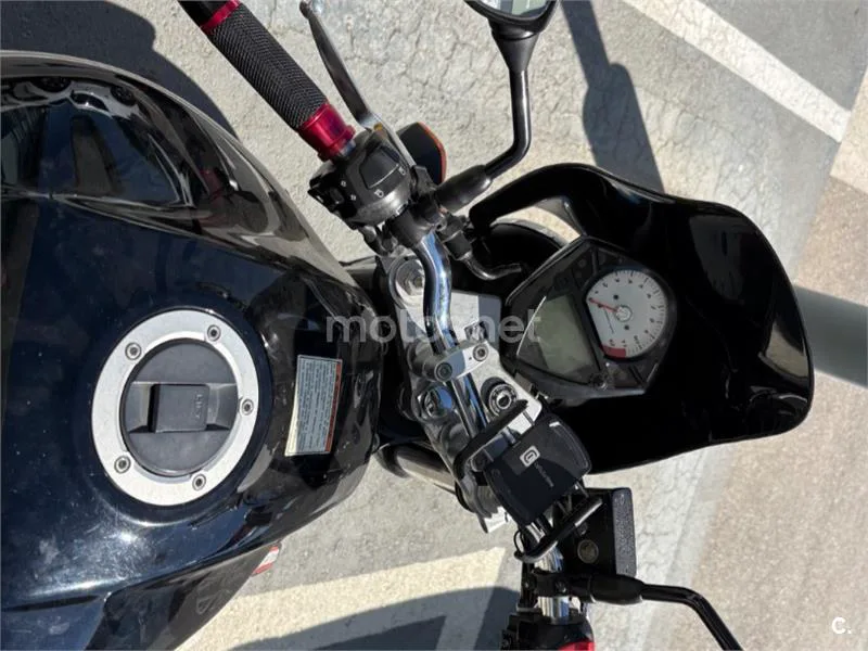 Suzuki Gladius 650 - Vista 5