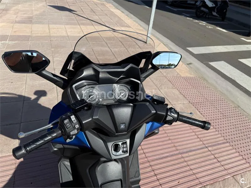 Honda Forza 125 - Vista 4