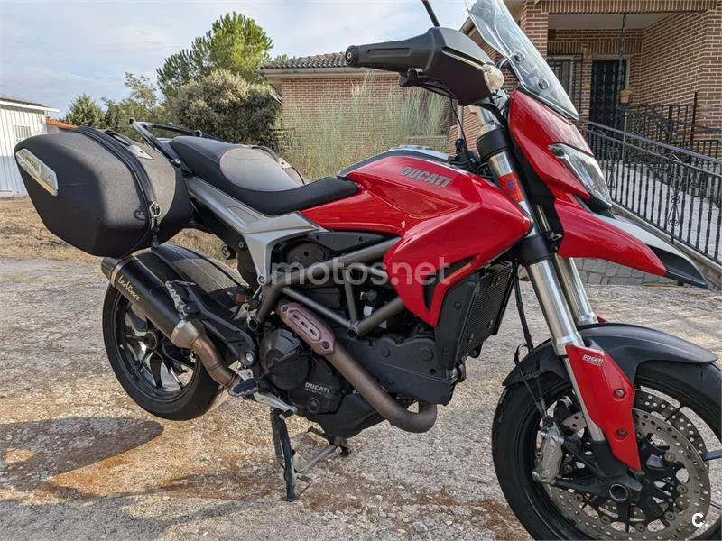 Ducati Hyperstrada - Vista 6
