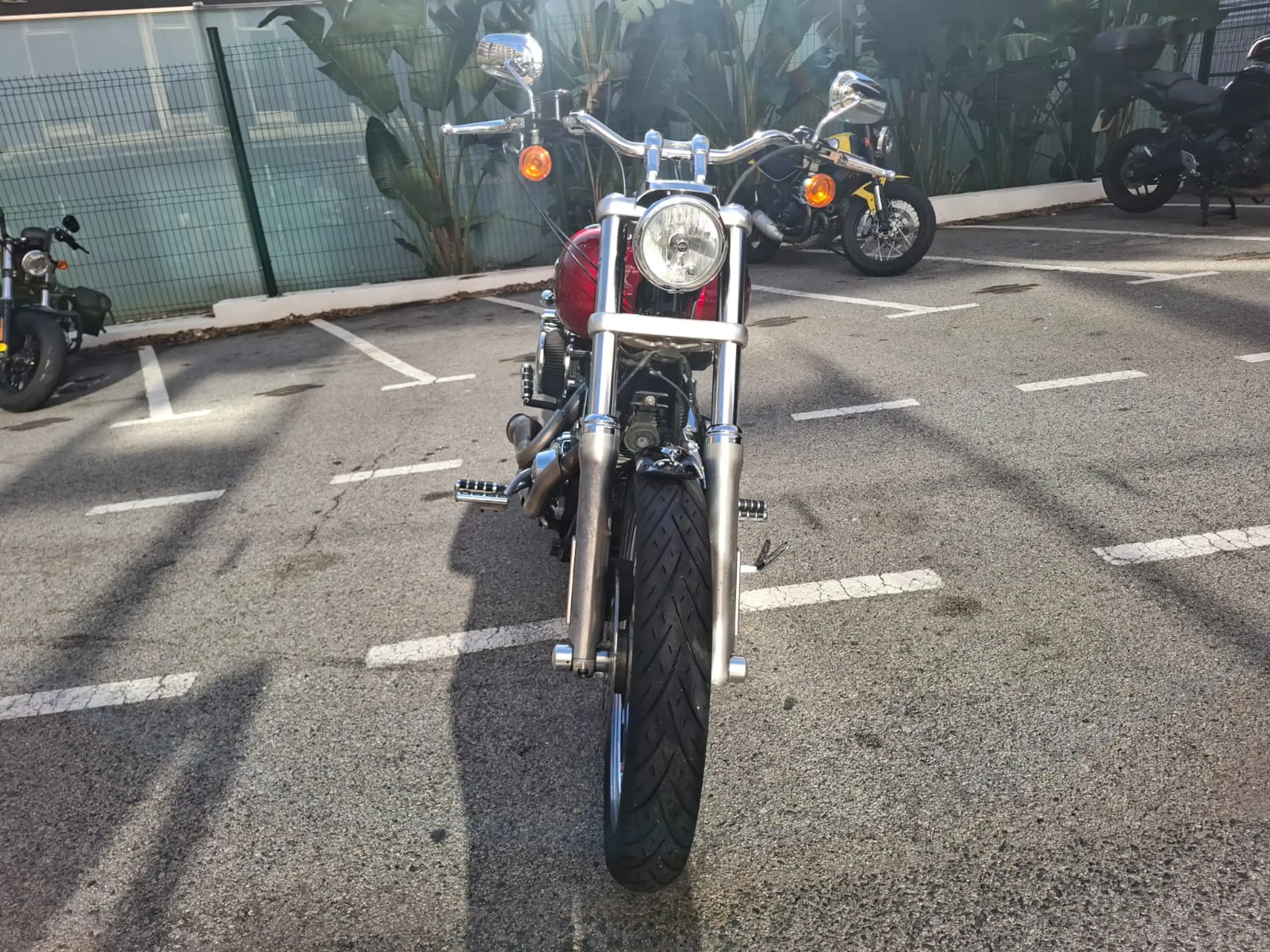 Harley-Davidson Dyna Low Rider – Vista 2