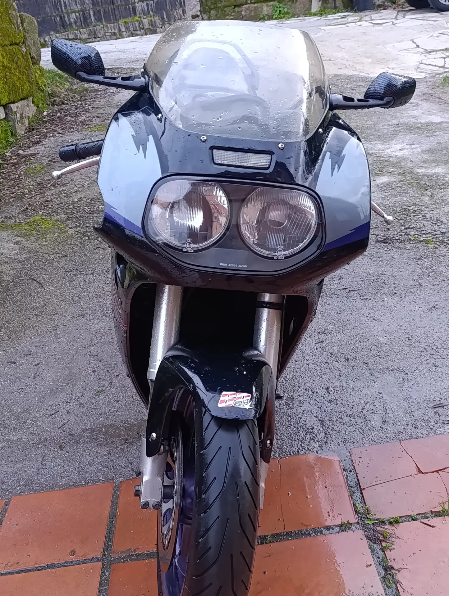 Suzuki GSX-R 1100 – Vista 3