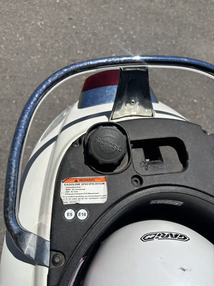 Vespa Primavera 50 - Vista 8