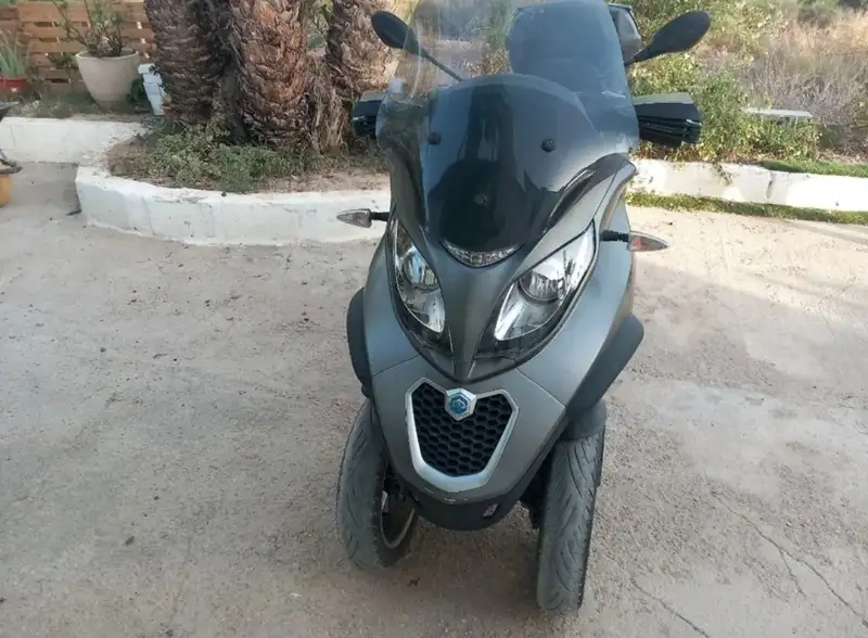 Piaggio MP3 500 5500 € 2018 Alicante - 1