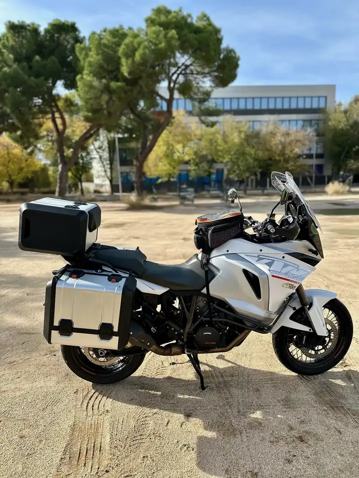 KTM 1290 Super Adventure – Vista 13