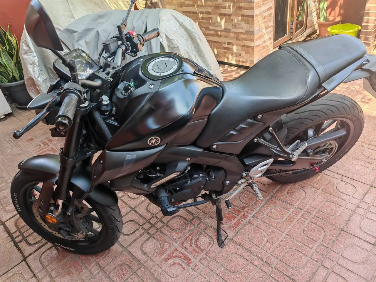 Yamaha MT-125 - Vista 3