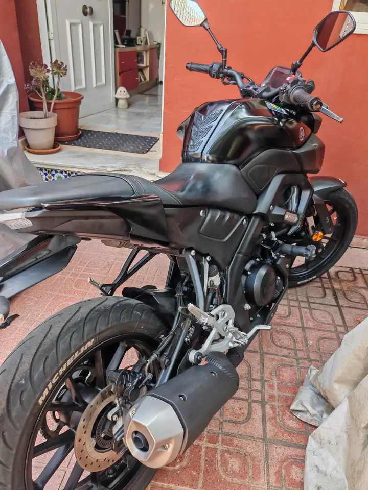 Yamaha MT-125 - Vista 6