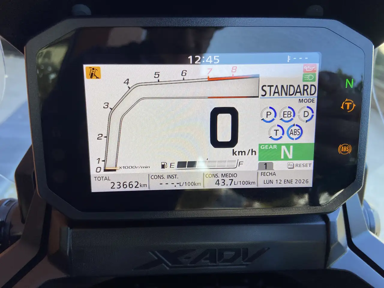 Honda X-ADV – Vista 15