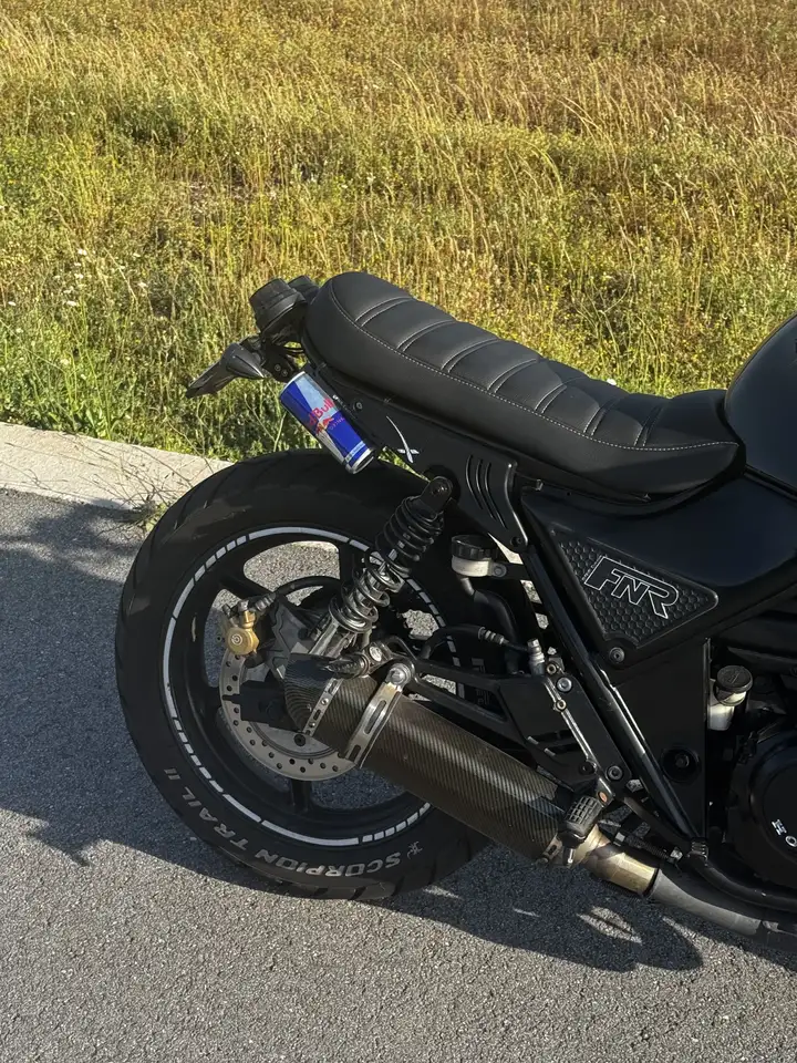 Honda CB 500 – Vista 8
