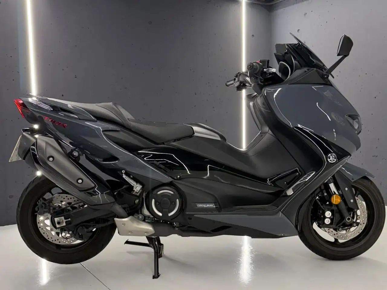 Yamaha TMAX 560 – Vista 2