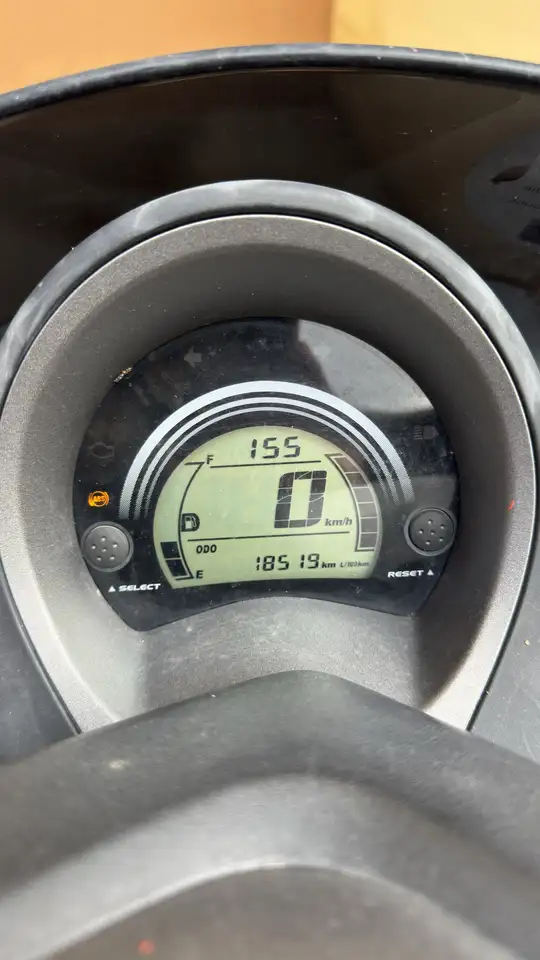 Yamaha NMAX – Vista 7