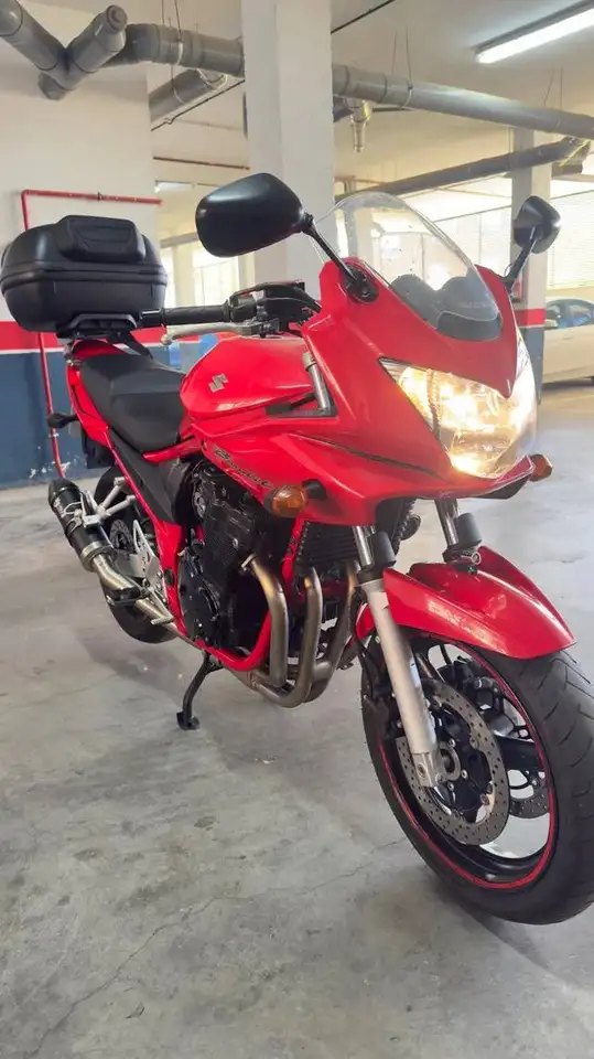 Suzuki Bandit 650 - Vista 3