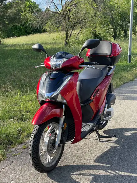 Honda SH125i 2650 € 2019 Barcelona - 1