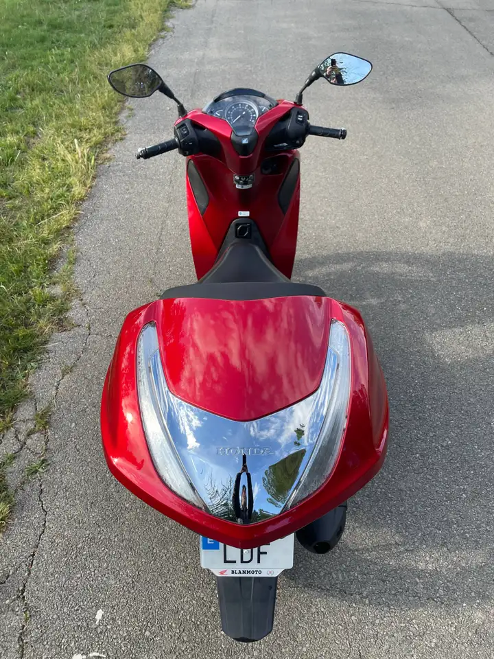 Honda SH125i - Vista 3